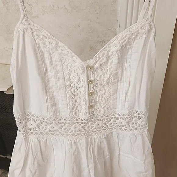 🎀🩷 ABERCROMBIE CROCHET EMBROIDERED MINI DRESS 🩷🎀 - Picture 3 of 17